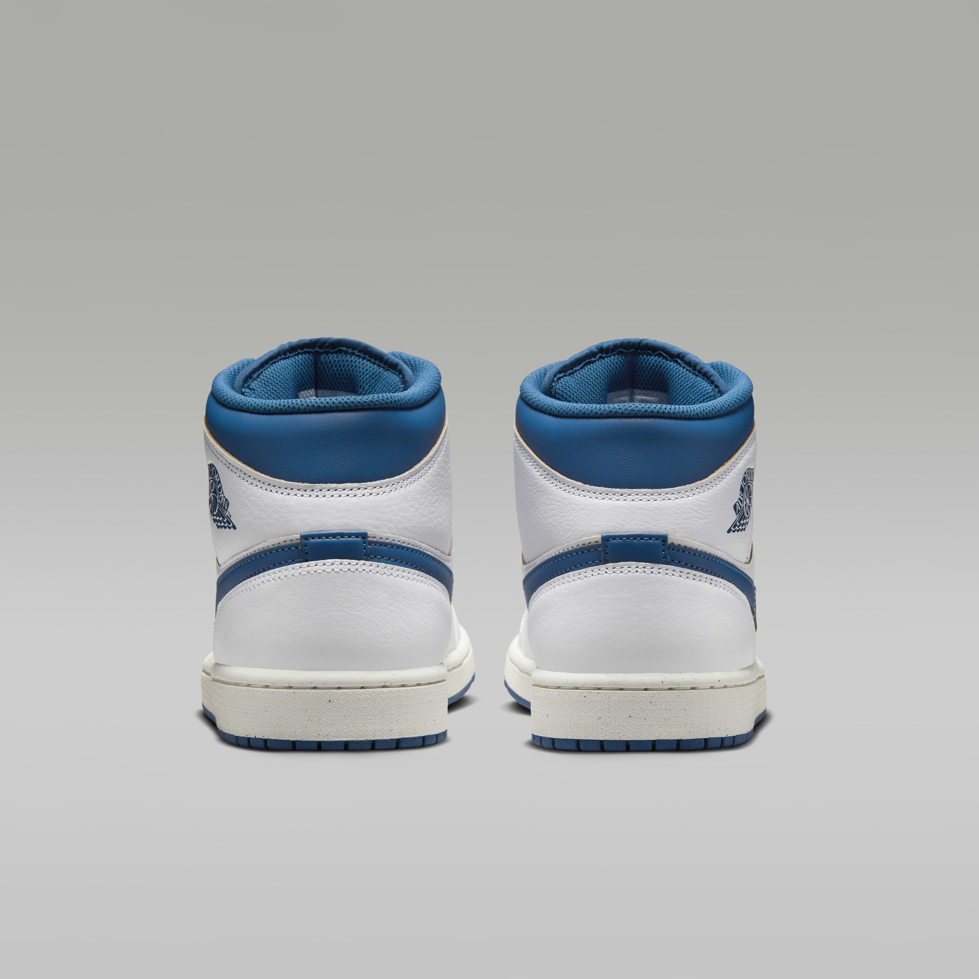 Aj 1 se hotsell